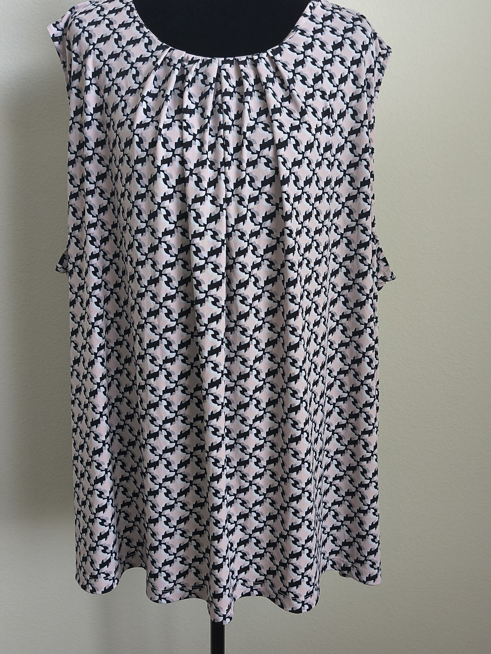 Liz Claiborne Pink and Black Geometric Blouse Size 4X